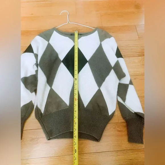 Vintage I.B. Diffusion Argyle Sweater Women’s M Angora Blend Made in Hong Kong
